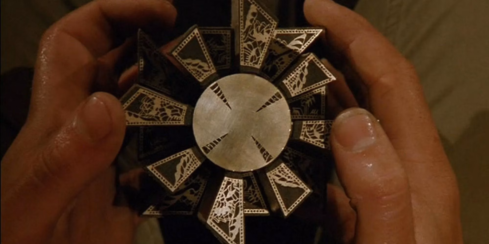 pinhead-in-dead-by-daylight-the-cenobite-s-powers-perks-and-add-ons-image-1